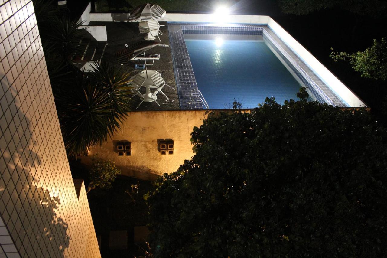Pitaya Suites Cunha Exteriör bild